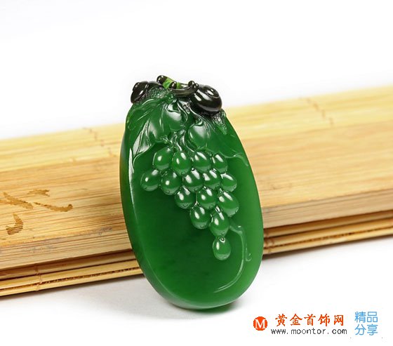 
	翡翠和岫玉有哪些區別
