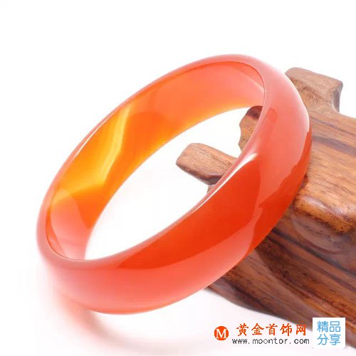 
	瑪瑙的功效與作用！
