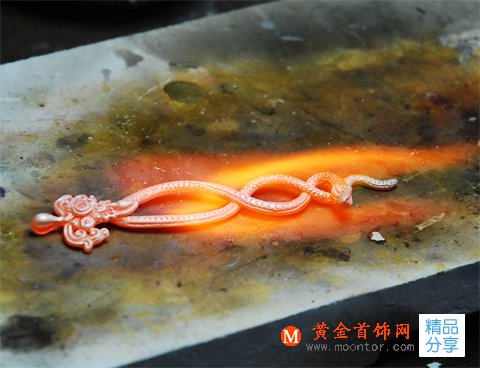 
	珠寶首飾_清洗流程「圖」
