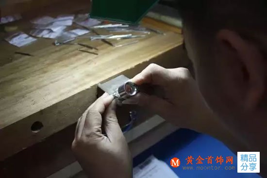 
	解密珠寶首飾制作全過程
