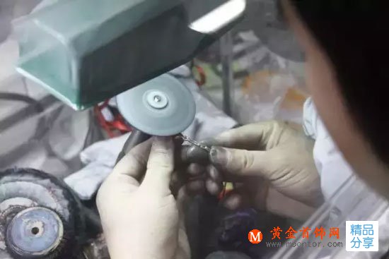 
	解密珠寶首飾制作全過程
