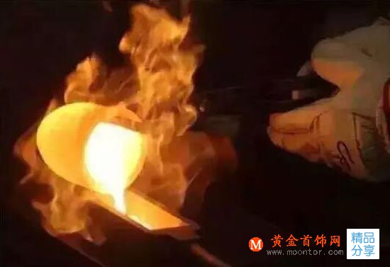 
	金條都這么難造，首飾收那么一點點工費你還嫌多嗎？
