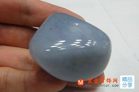 
	翡翠原石怎么去皮拋光？
