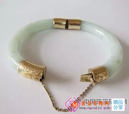 
	翡翠手鐲斷裂，3大撲救方法詳解
