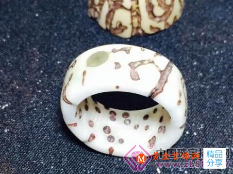 
	千眼菩提子的打磨技巧你造嗎
