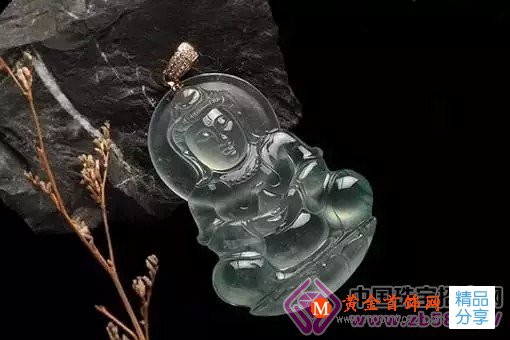 
	翡翠鑲嵌為何鐘情于K金，你知道嗎？
