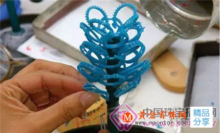 
	解說珠寶飾品是怎樣煉成的
