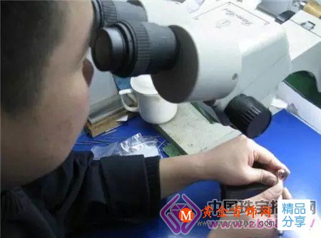 
	解說珠寶飾品是怎樣煉成的
