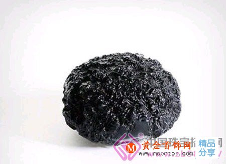 
	玻璃隕石價格如何？怎樣鑒定玻璃隕石？
