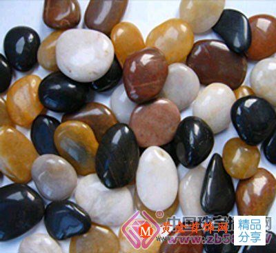 
	雨花石是什么石頭？怎么形成的？

