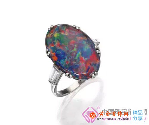 
	歐泊--寶石界的萬花筒，還你童年的記憶！
