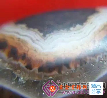 
	天然天珠與人工天珠的區別
