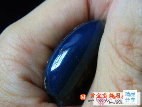 
	怎么打磨琥珀原石
