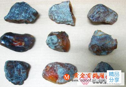 
	怎么打磨琥珀原石

