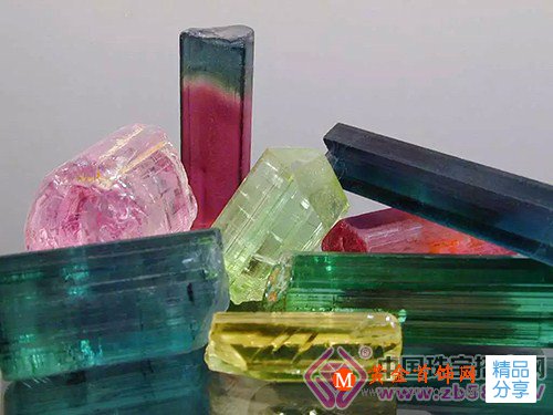
	風情萬種的寶石——碧璽
