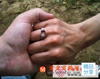 
	扎克伯格小清新:自己設計結婚戒指
