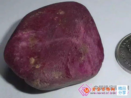 
	紅寶石與紅剛玉的區別

