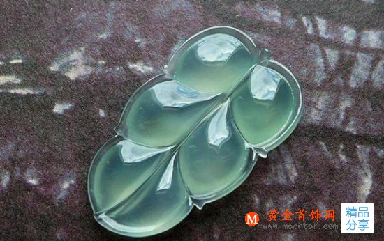 
	怎么區別翡翠藍水和晴水？翡翠藍水和晴水哪種貴？
