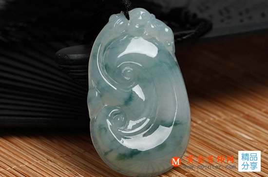 
	翡翠掛件都有哪些含義？來看看常見的翡翠掛件的寓意
