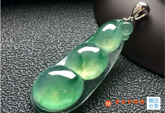 
	翡翠掛件都有哪些含義？來看看常見的翡翠掛件的寓意
