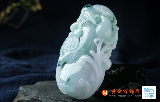
	怎樣正確把玩翡翠手把件？教你不知道把玩翡翠把件的竅門
