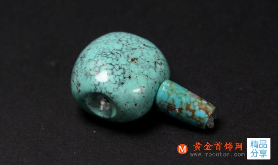 
	綠松石是如何形成的
