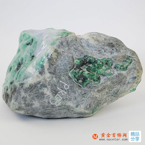 
	在翡翠原石批發市場怎么鑒別翡翠原石
