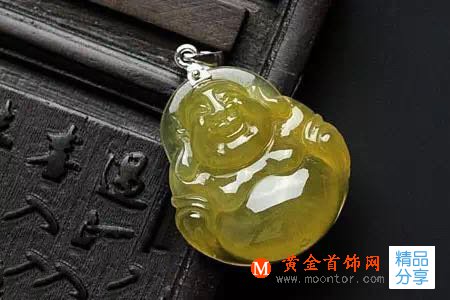 
	佩戴翡翠玉佛有什么禁忌？
