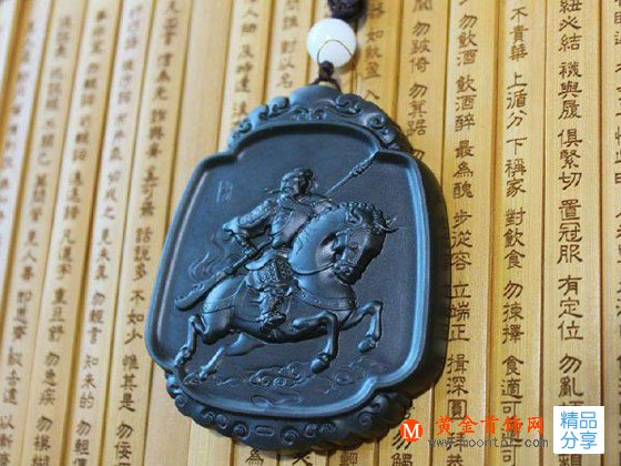 
	塔青：和田玉里的“黑羊脂”
