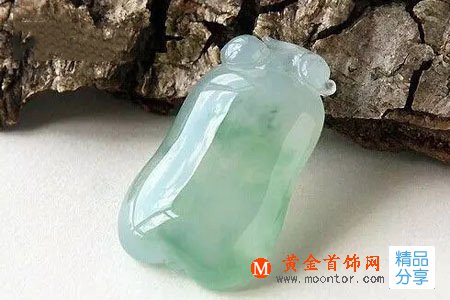 
	影響翡翠的透明度的因素有哪些？
