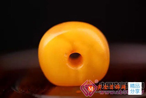 
	讀懂它的美——老蠟平安扣
