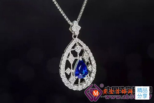 
	讓無數貴族競折腰，最珍貴的藍寶石用錢不一定買得到！
