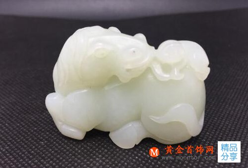 
	和田玉油脂感哪來的？
