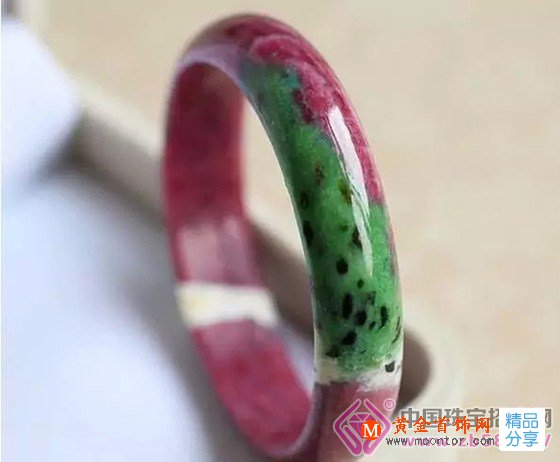 
	學學人家寶石，如何輕松把土氣變成身價百萬！
