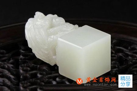 
	如何鑒別和田羊脂玉
