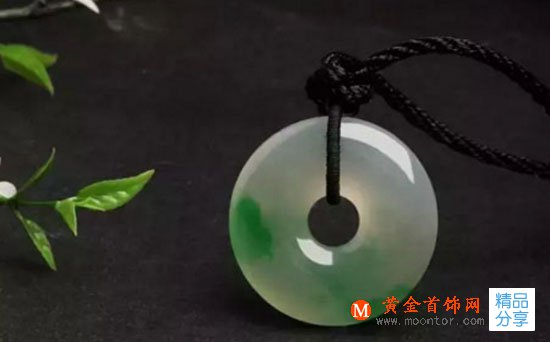 
	佩戴翡翠有什么好處 翡翠的保健作用有哪些？
