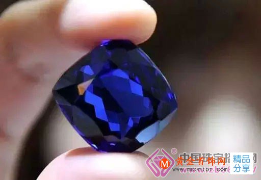 
	巧妙區分藍寶石與坦桑石
