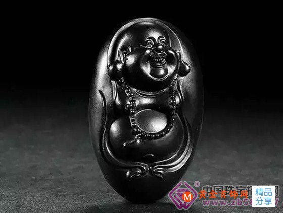 
	雖然都是黑色品種，但材質卻大不相同

