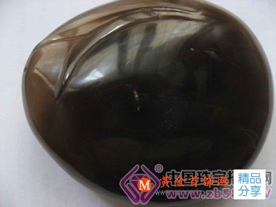 
	教你如何識別水膽瑪瑙
