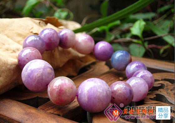 
	“抗癌奇石”舒俱徠石擁有皇家紫
