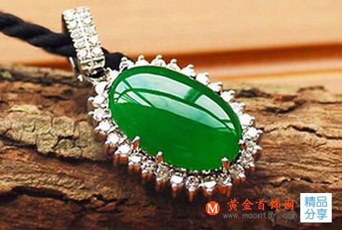 
	翡翠價格走勢受什么因素影響
