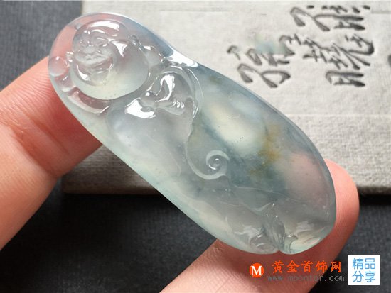 
	玉佛吊墜真假的鑒別
