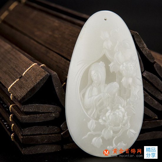 
	和田玉的水線和玉筋的鑒別
