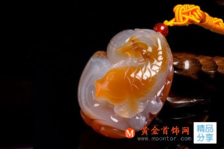 
	玉髓與翡翠、瑪瑙有什么區別
