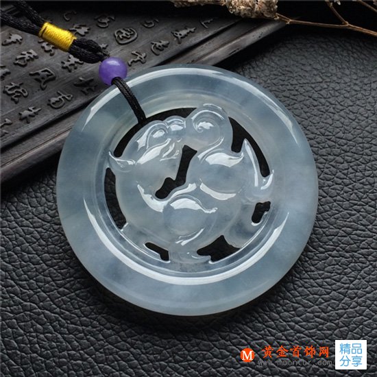 
	翡翠掛件的價格參考因素有哪些？
