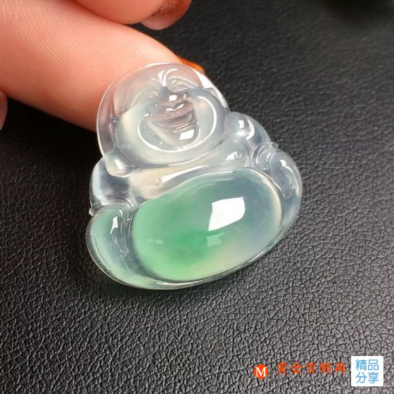 
	翡翠觀音、玉佛為什么都是半閉著眼？
