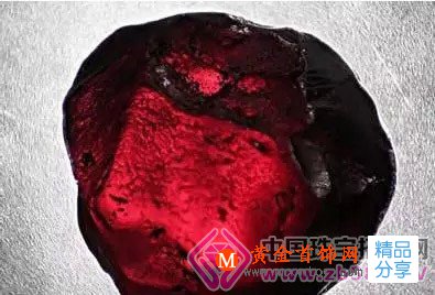 
	石榴石家族-寶石中最大的家族！
