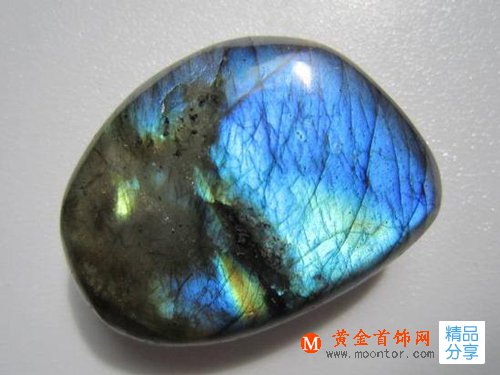 
	拉長石與月光石你分得清么？
