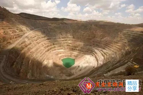 
	貴族瑰寶—彩虹般色彩斑斕的珍貴寶石——歐泊
