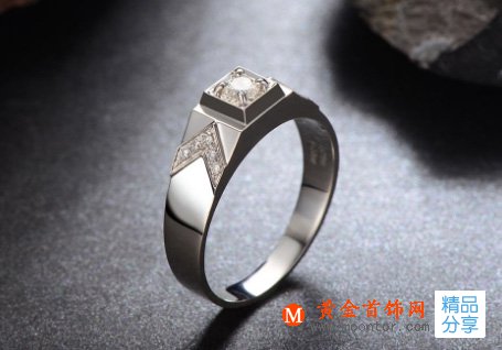 
	鉆戒什么色最好
